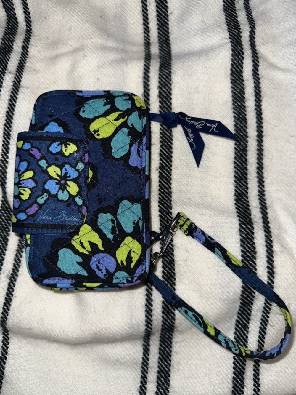 Vera Bradley “Indigo Pop” Floral Wristlet - Quilted Fabric